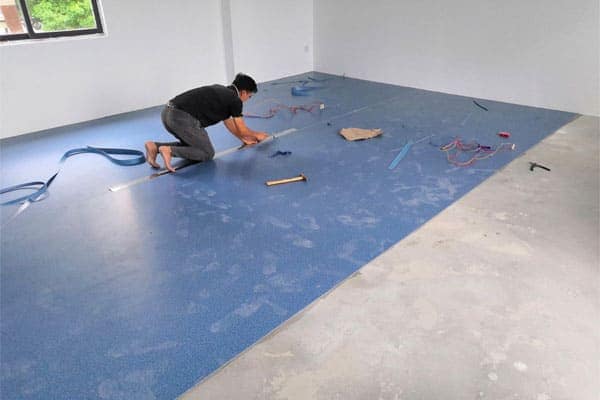 How to install PVC Roll Flooring - Vinyl floor-PP Interlock floor ...